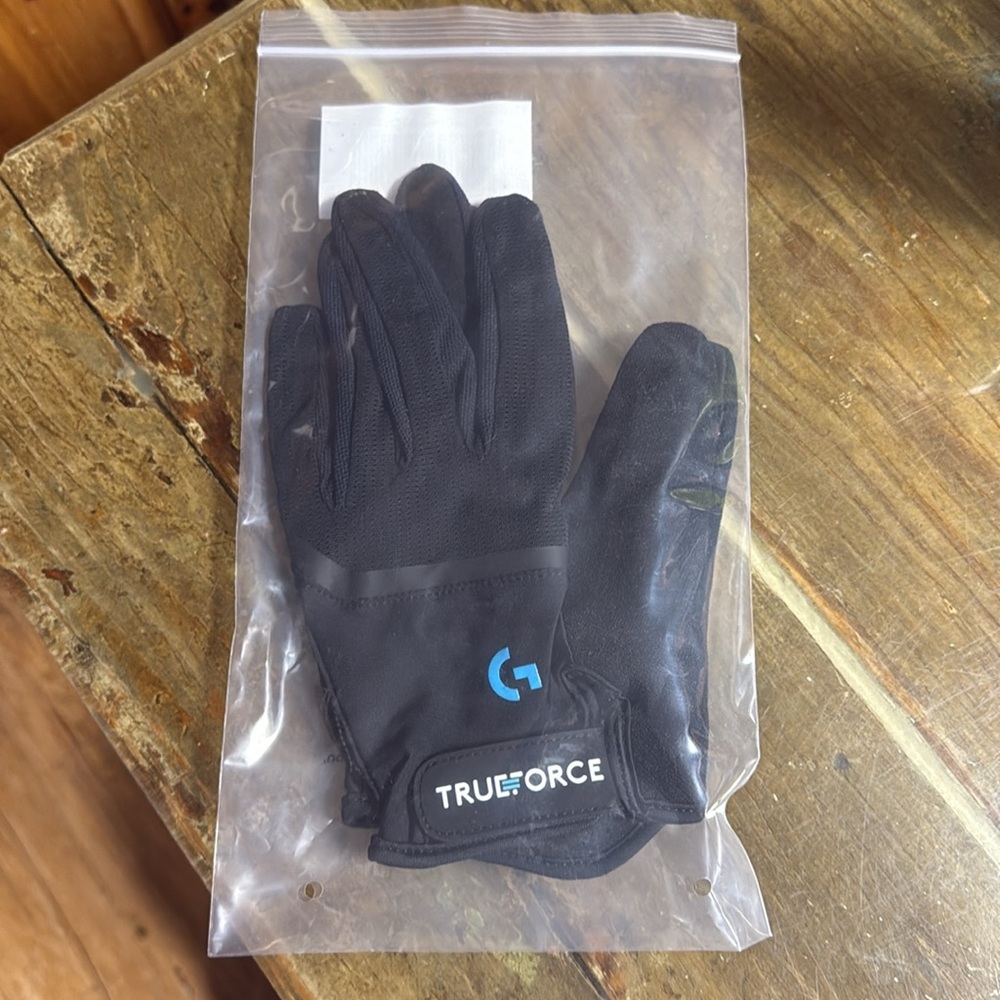 Logitech TRUEFORCE RACING GLOVES - Picture 3 of 3